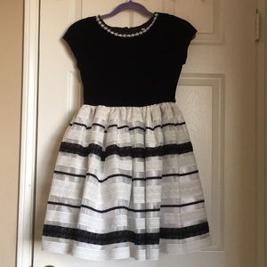 Kids dress with black and white stripes